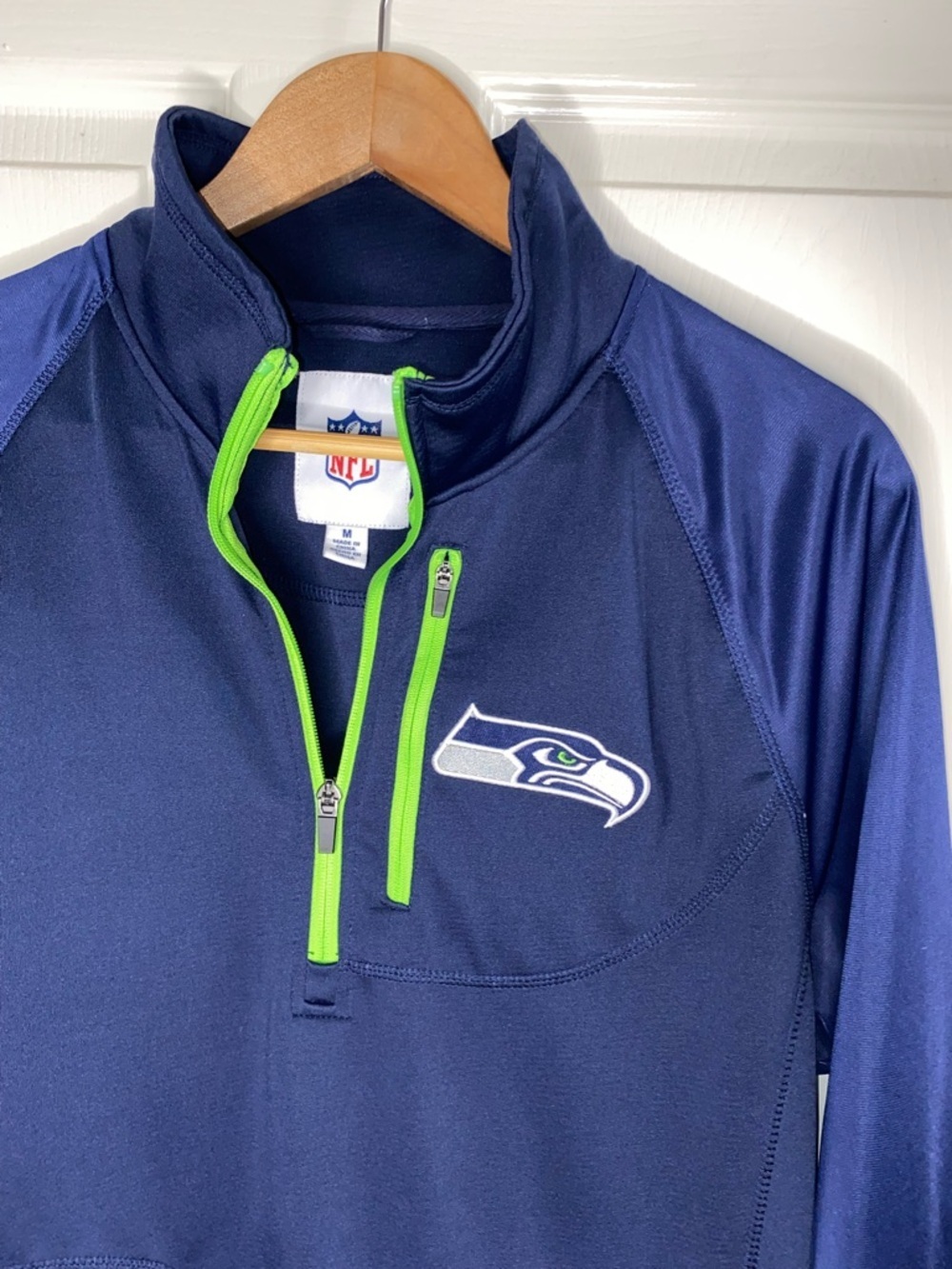 Seattle Seahawks Half-Zip Pullover Jacket Men’s Medium NFL